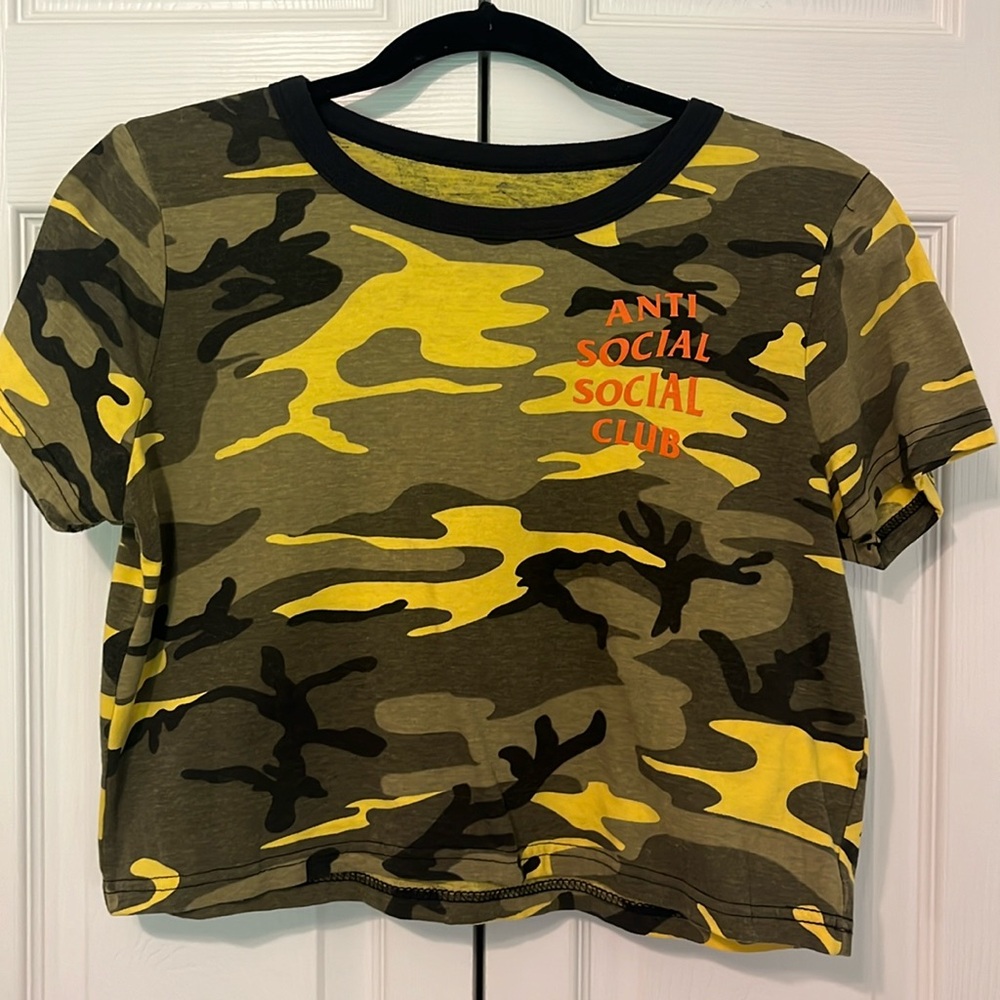 Anti social club women’s camo crop top new size small